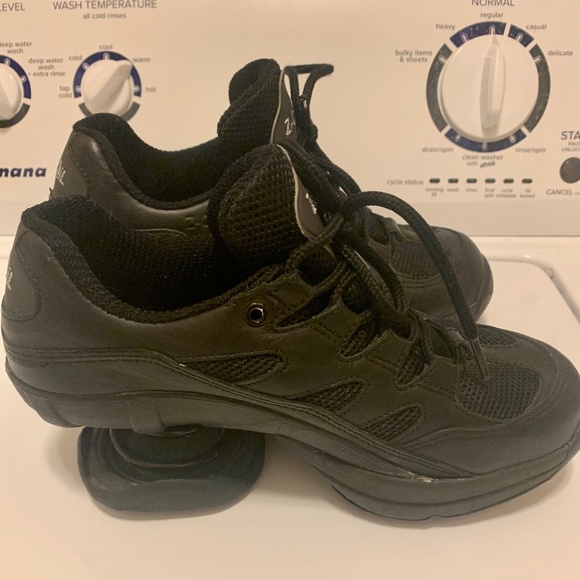 ZCoil Shoes Zcoil Pain Relieving Shoes Poshmark